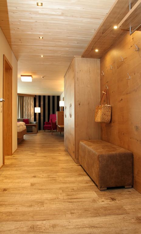 Hotel Krone Langenegg エクステリア 写真