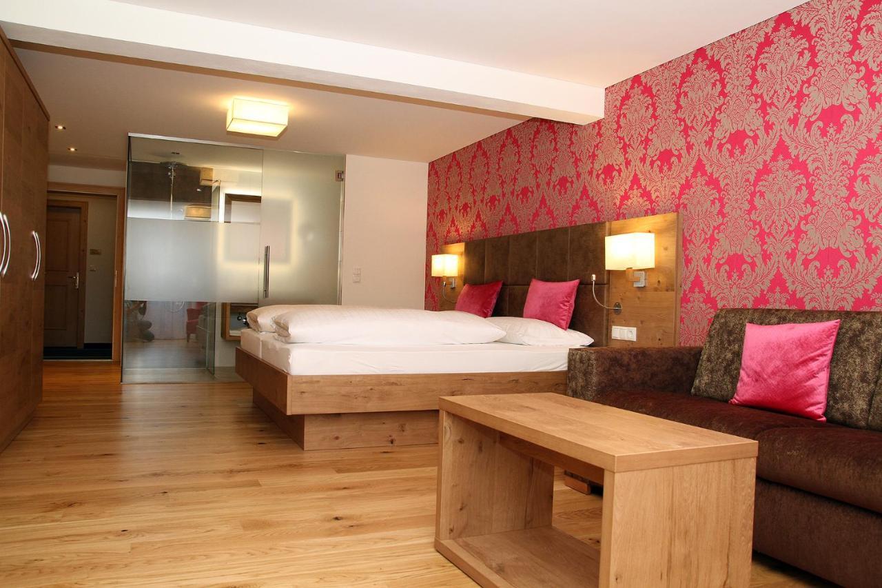 Hotel Krone Langenegg エクステリア 写真